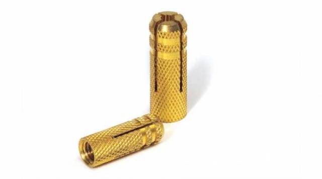 Chevilles Laiton Diam.10 (Boite de 100)
